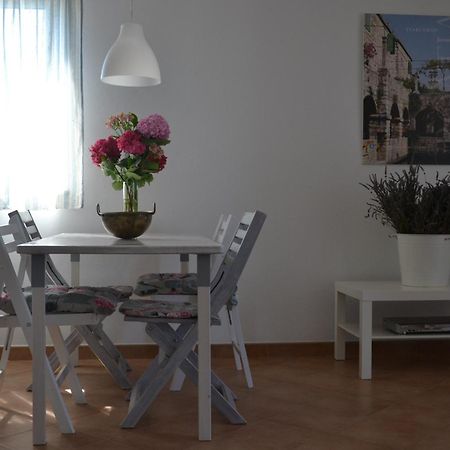 Apartments Roza Medulin Exterior foto