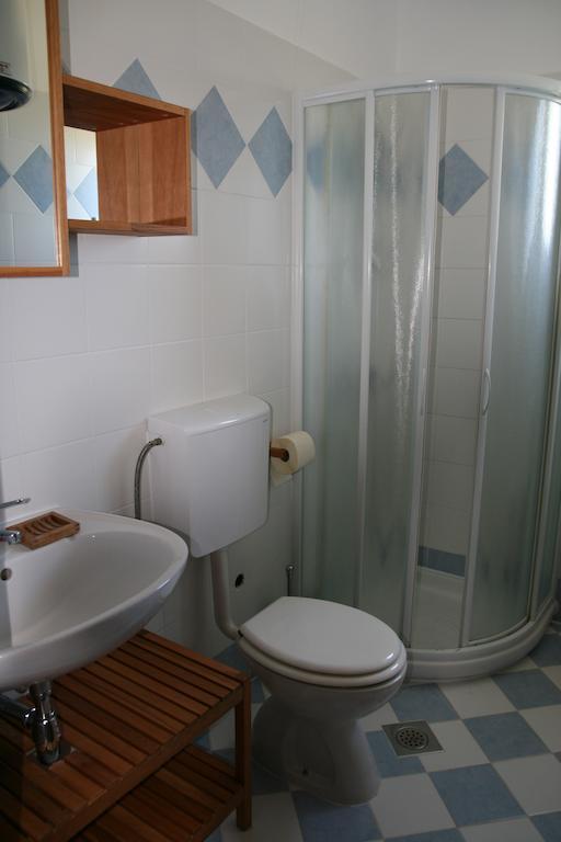Apartments Roza Medulin Habitación foto